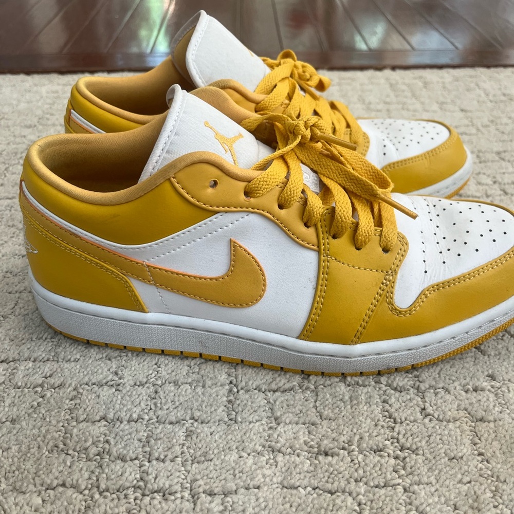 Nike Air Jordan 1 low “Pollen”
